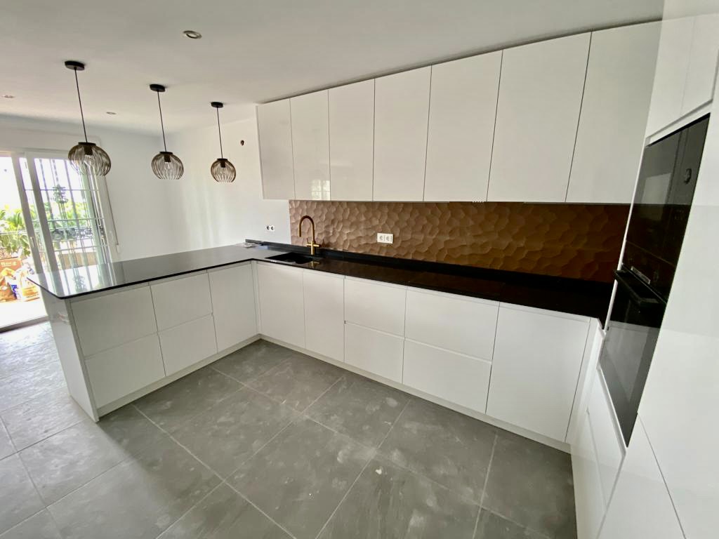 IQ Kitchens works