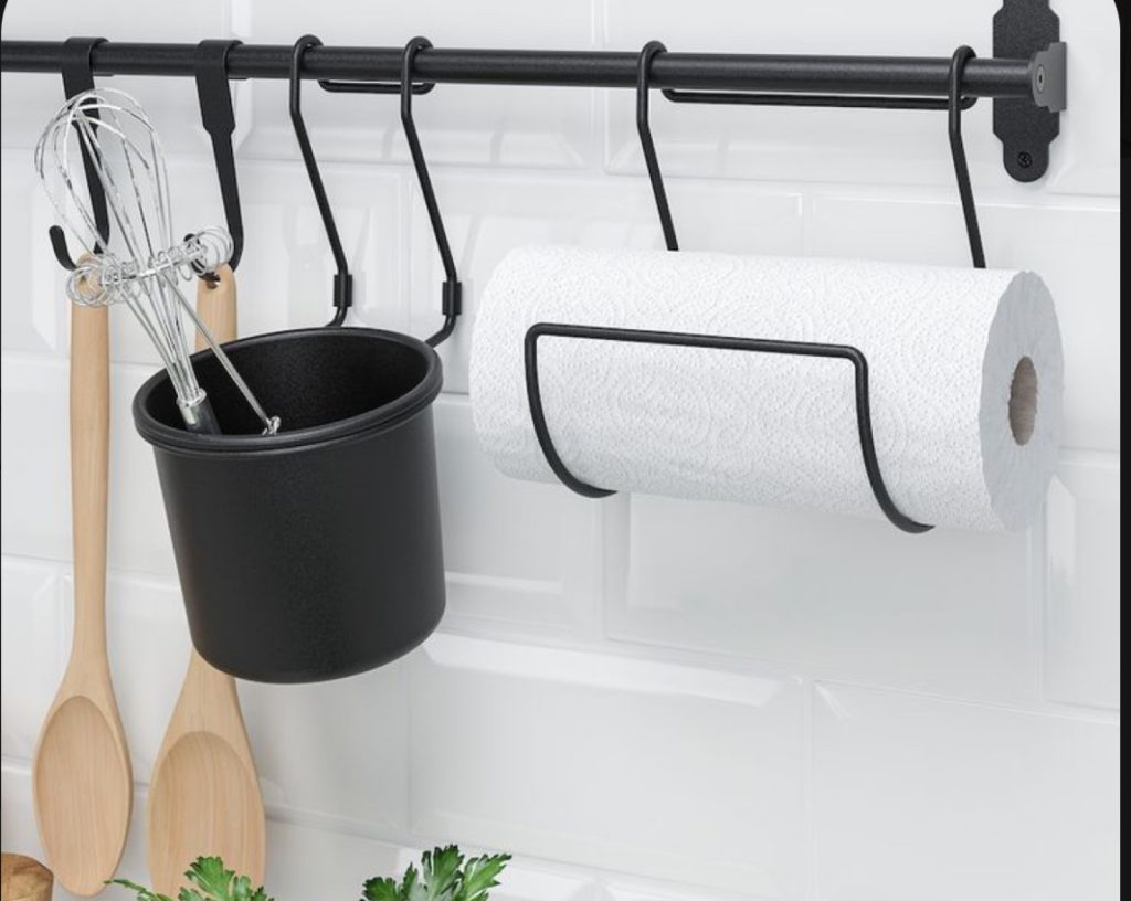 Why do you need railings in the kitchen and how to use them correctly IQ Kitchens works