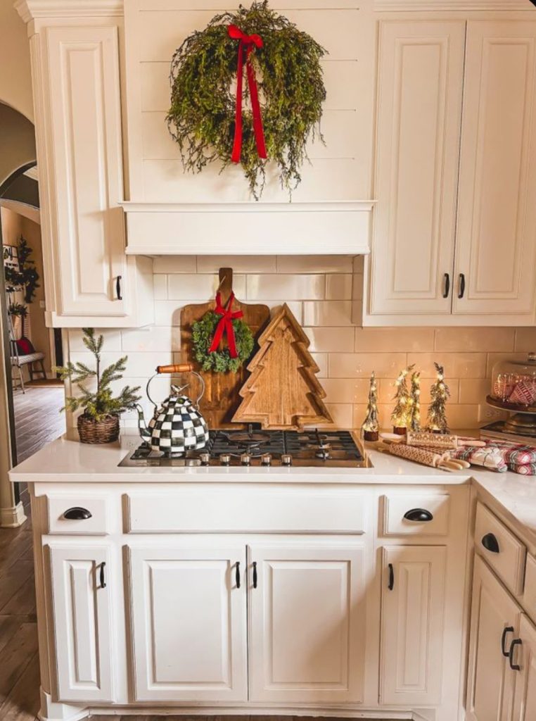 ARE YOU READY TO DECORATE YOUR FURNITURE AT HOME? IQ Kitchens works