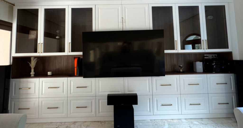 New tv-zone for our clients IQ Kitchens works