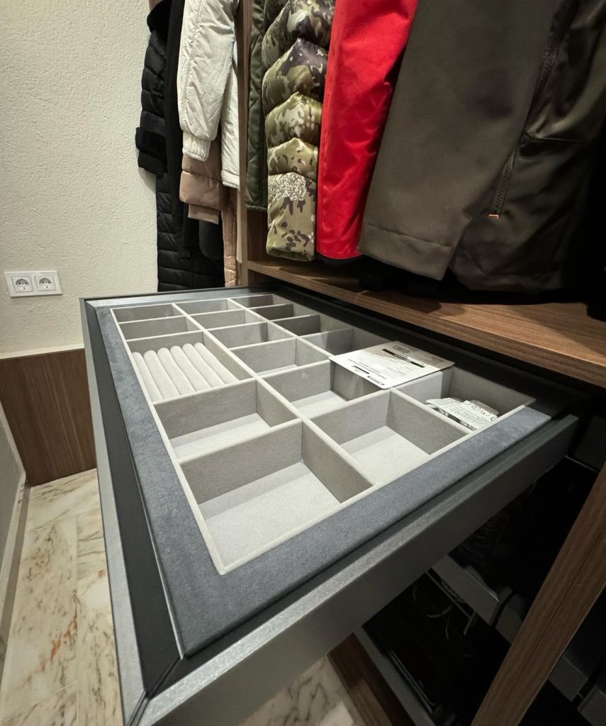Furniture set at object in Calpe IQ Kitchens works