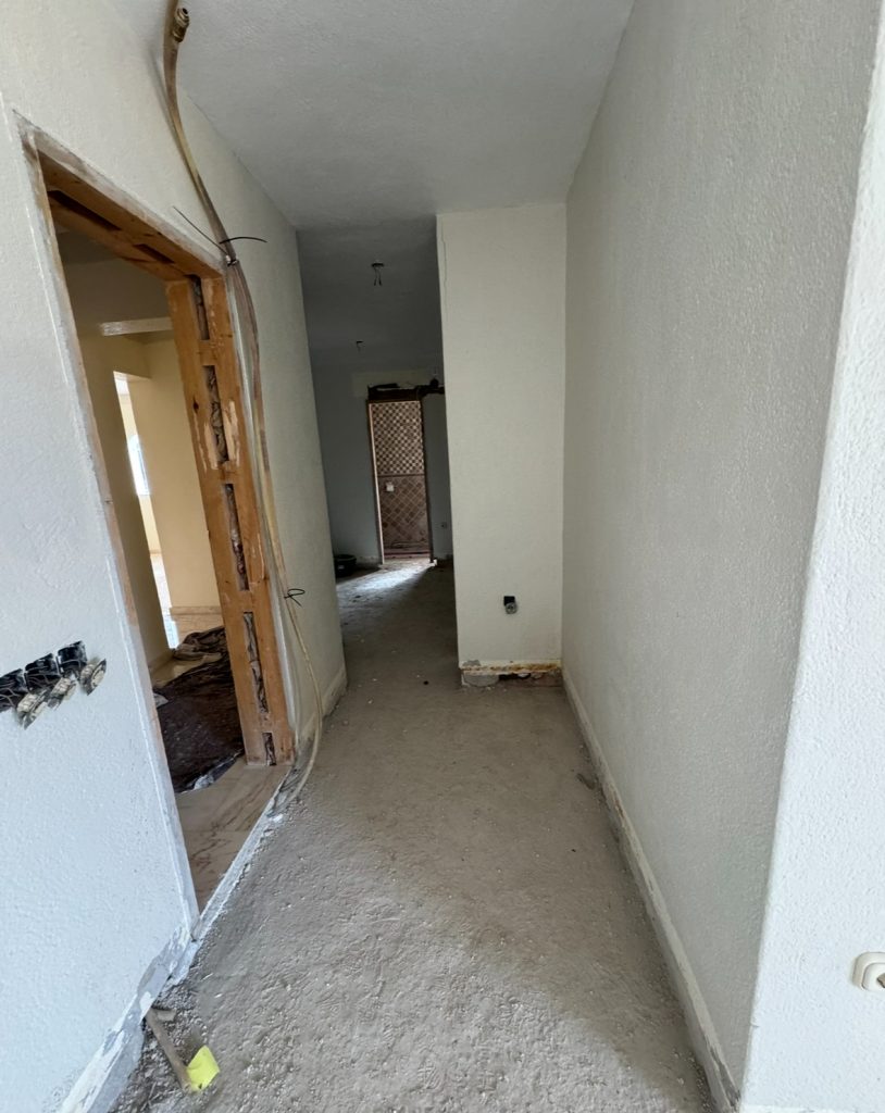 BEFORE / AFTER IQ Kitchens works