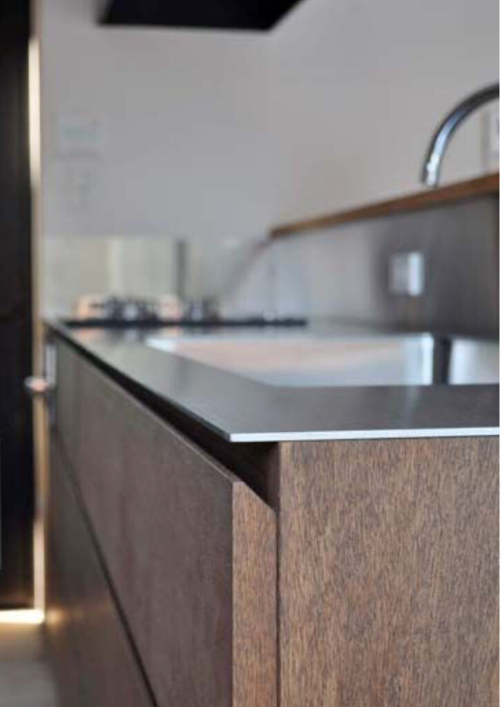 KITCHENS IN ROJALES AND QUESADA IQ Kitchens works