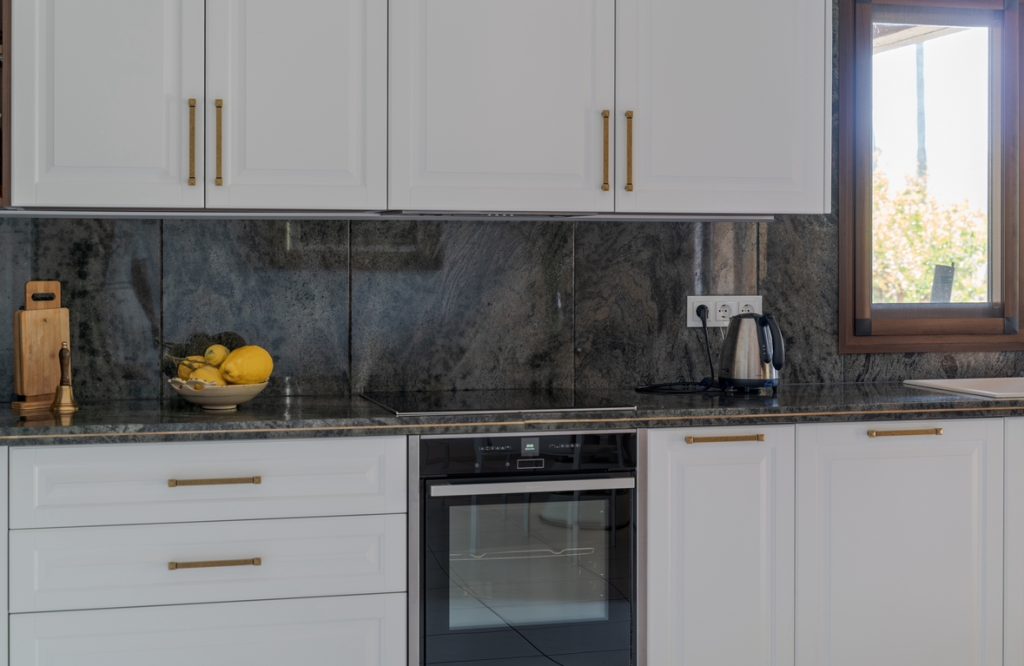 IQ Kitchens Completes Exquisite Project: A Classic White Kitchen IQ Kitchens works