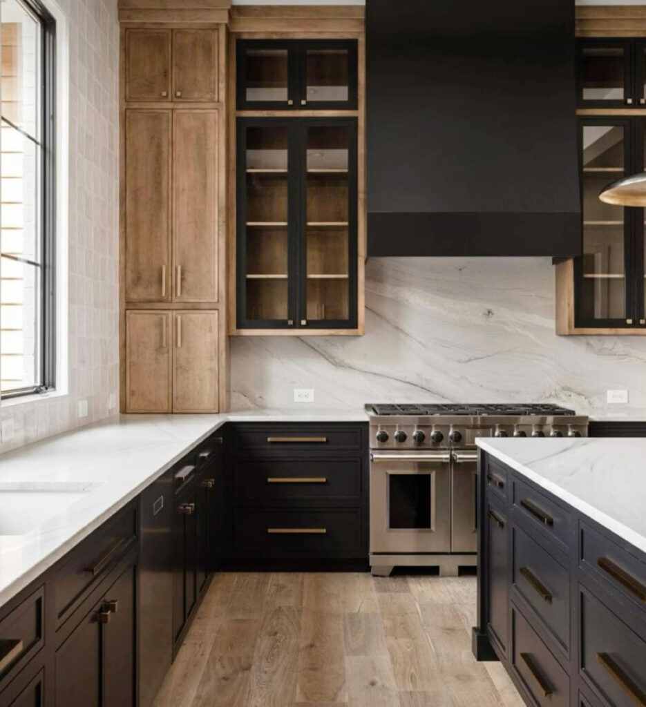 IQ Kitchens: adapting kitchens to unique architectural solutions in Quesada IQ Kitchens works