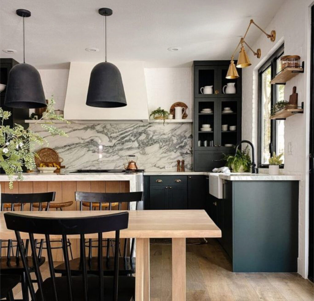 IQ Kitchens: adapting kitchens to unique architectural solutions in Quesada IQ Kitchens works