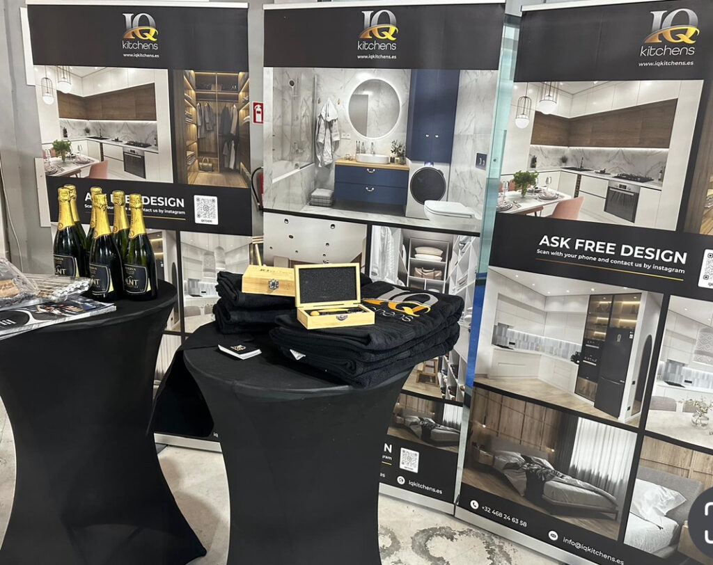 Nice day with Padel-In in Torrevieja IQ Kitchens works