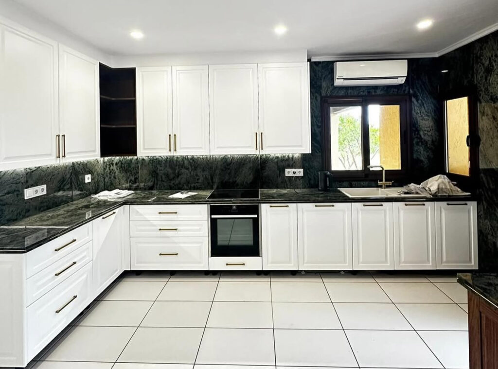 20% kitchens discount /Black Friday IQ Kitchens works
