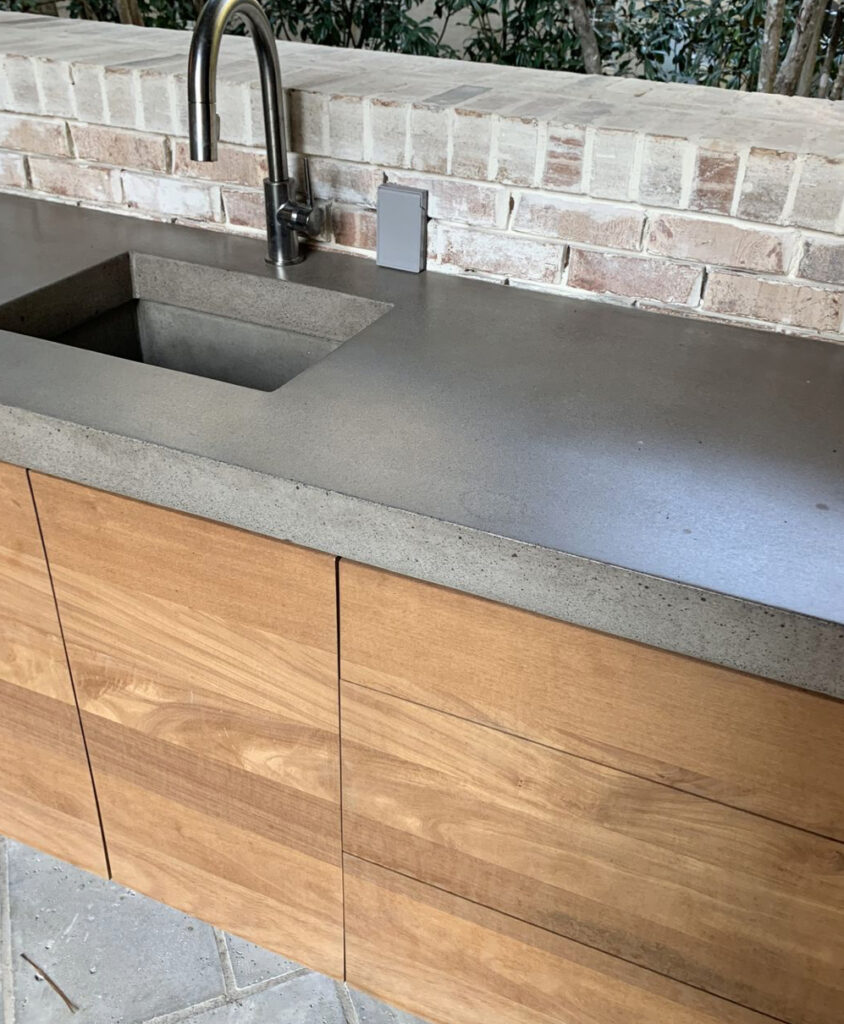 IQ Kitchens: outdoor terrace kitchens – practical elegance for your spanish home IQ Kitchens works