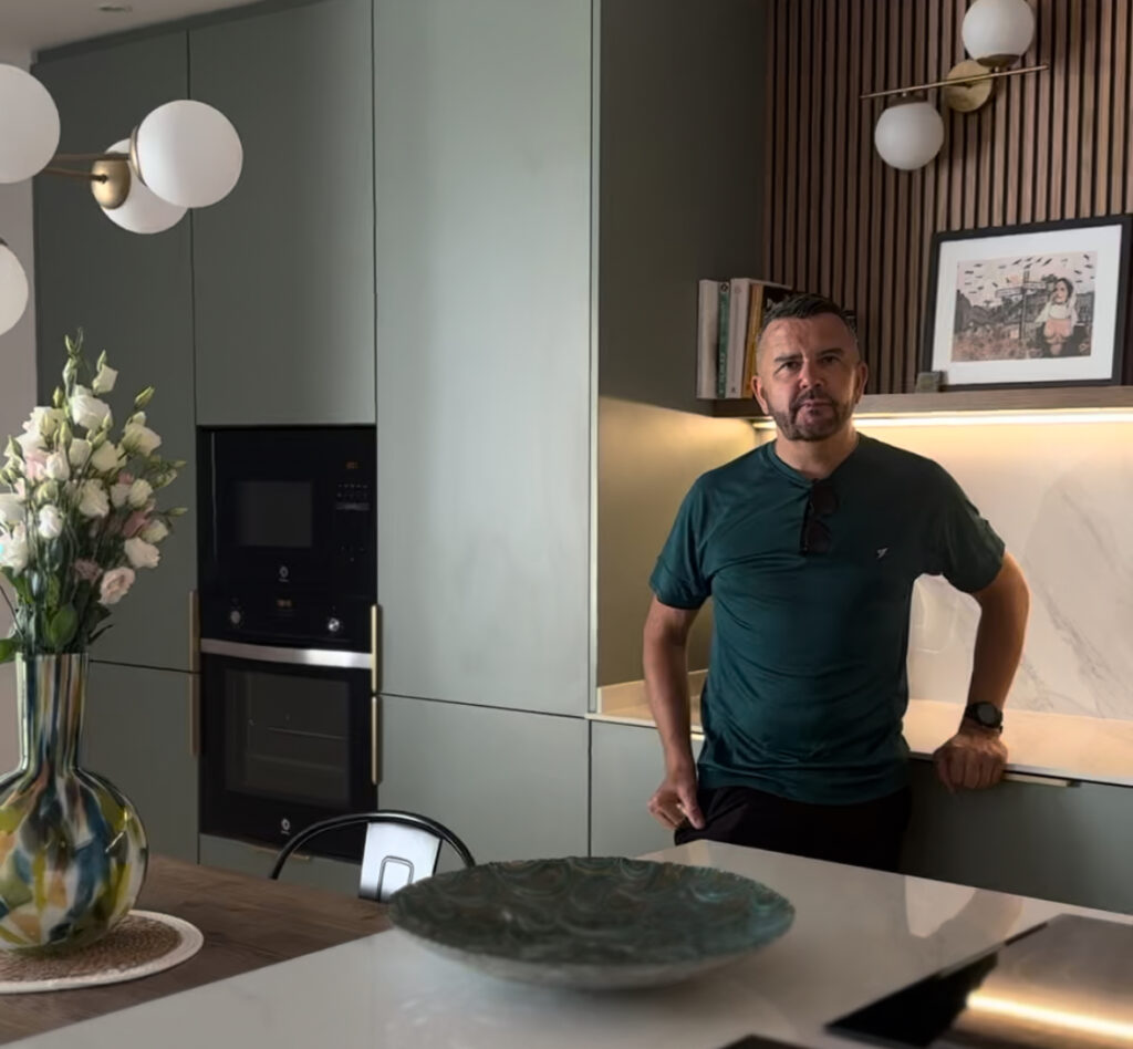 A collaboration with Interior Designers: We are happy to be your partner IQ Kitchens works