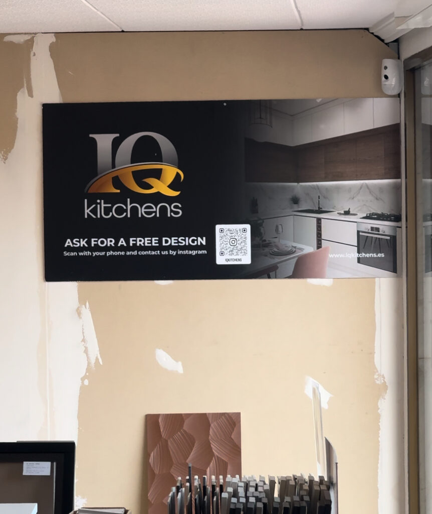 Visit the IQ Kitchens showroom in San Miguel de Salinas for ordering a dream-kitchen IQ Kitchens works