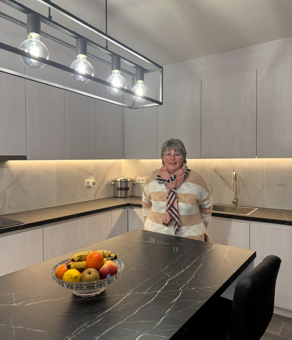 A new kitchen - a new review / Algofra IQ Kitchens works