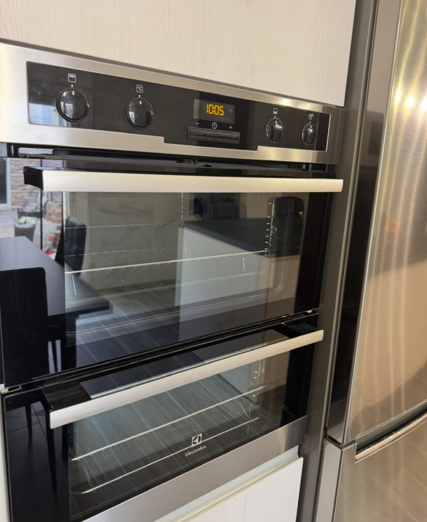A new kitchen - a new review / Algofra IQ Kitchens works
