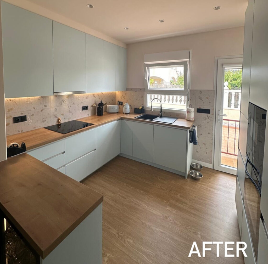 IQ Kitchens: A Modern Kitchen Designed for Comfort and Style IQ Kitchens works