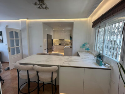Before & After: A Modern Kitchen  in Cabo Roig IQ Kitchens works
