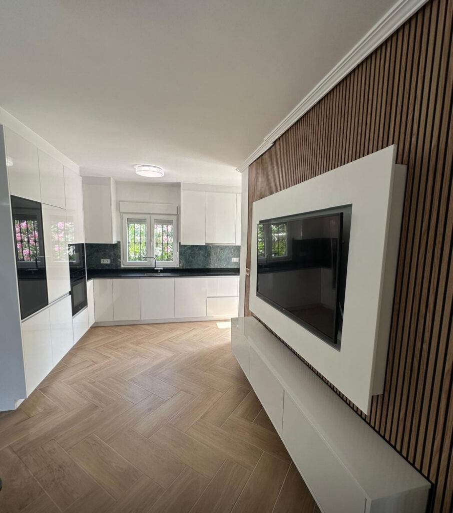 Do you live in Villa Martin? Then you’re probably familiar with... IQ Kitchens works