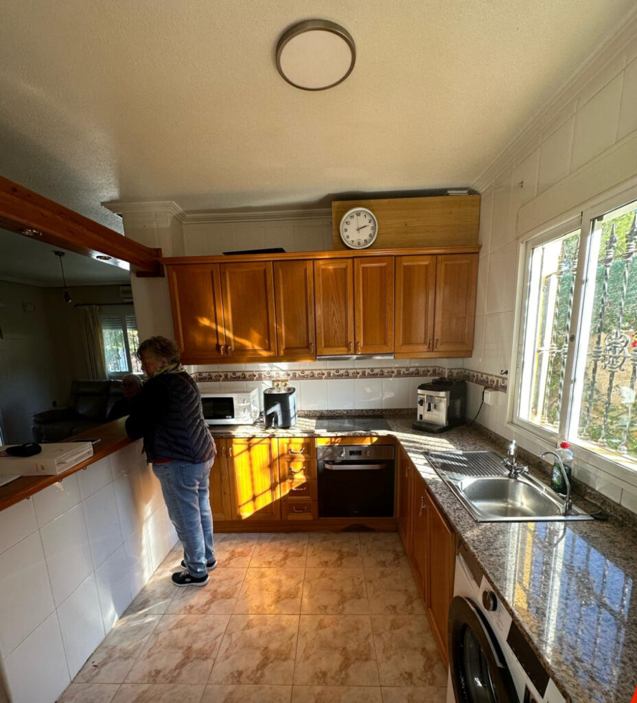 Do you live in Villa Martin? Then you’re probably familiar with... IQ Kitchens works